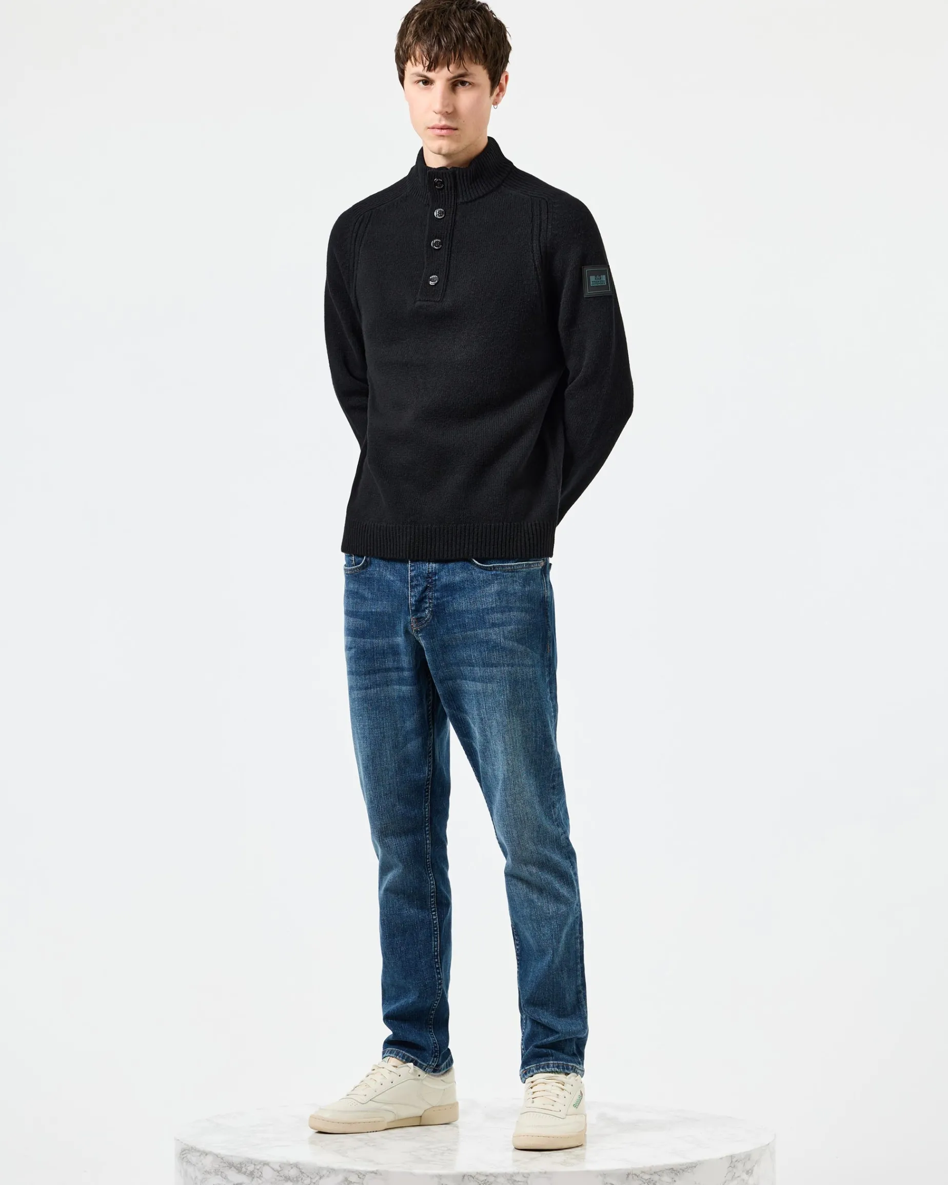 Castillos Knitted Wool Quarter Neck Sweater Black