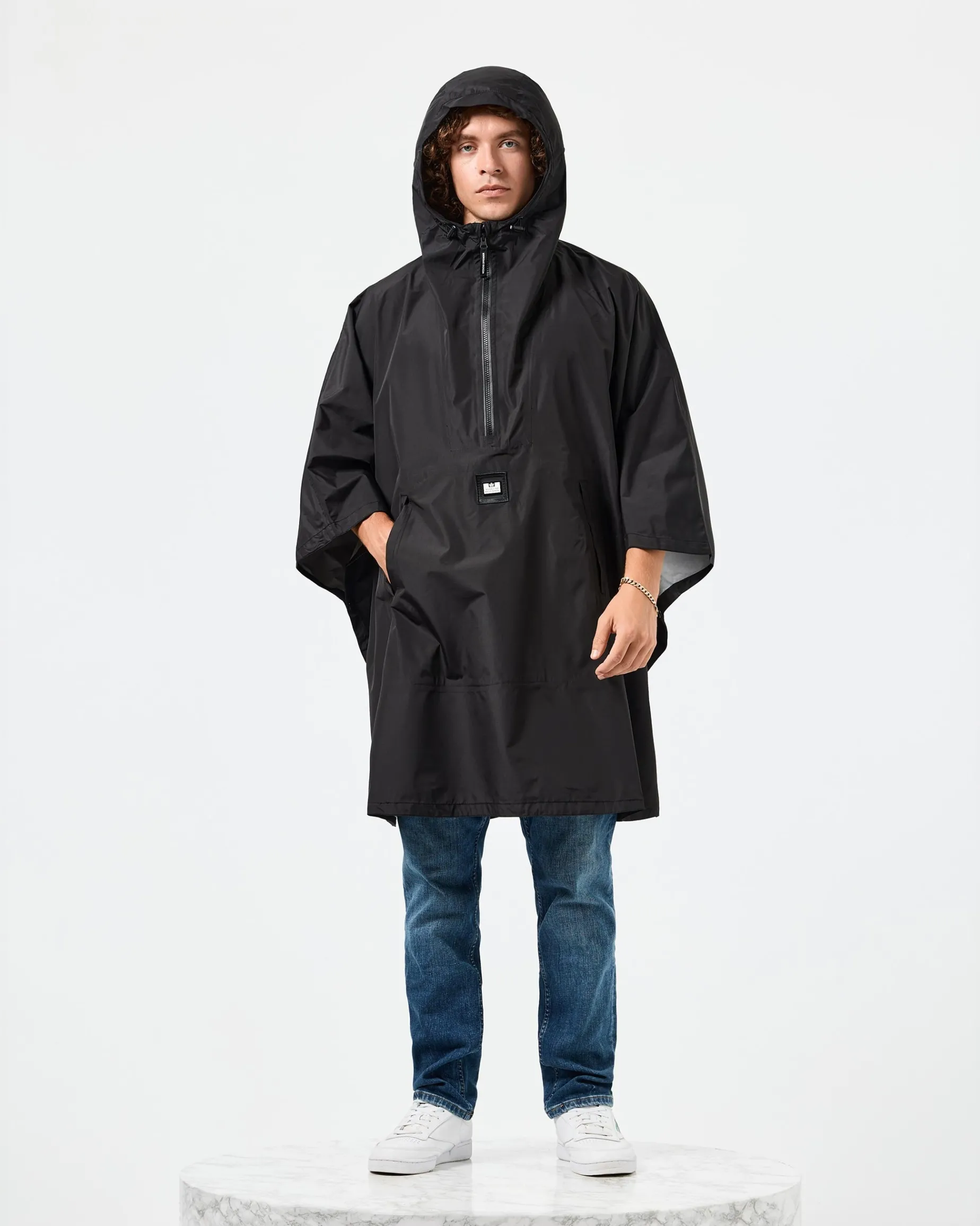 Poncho Black