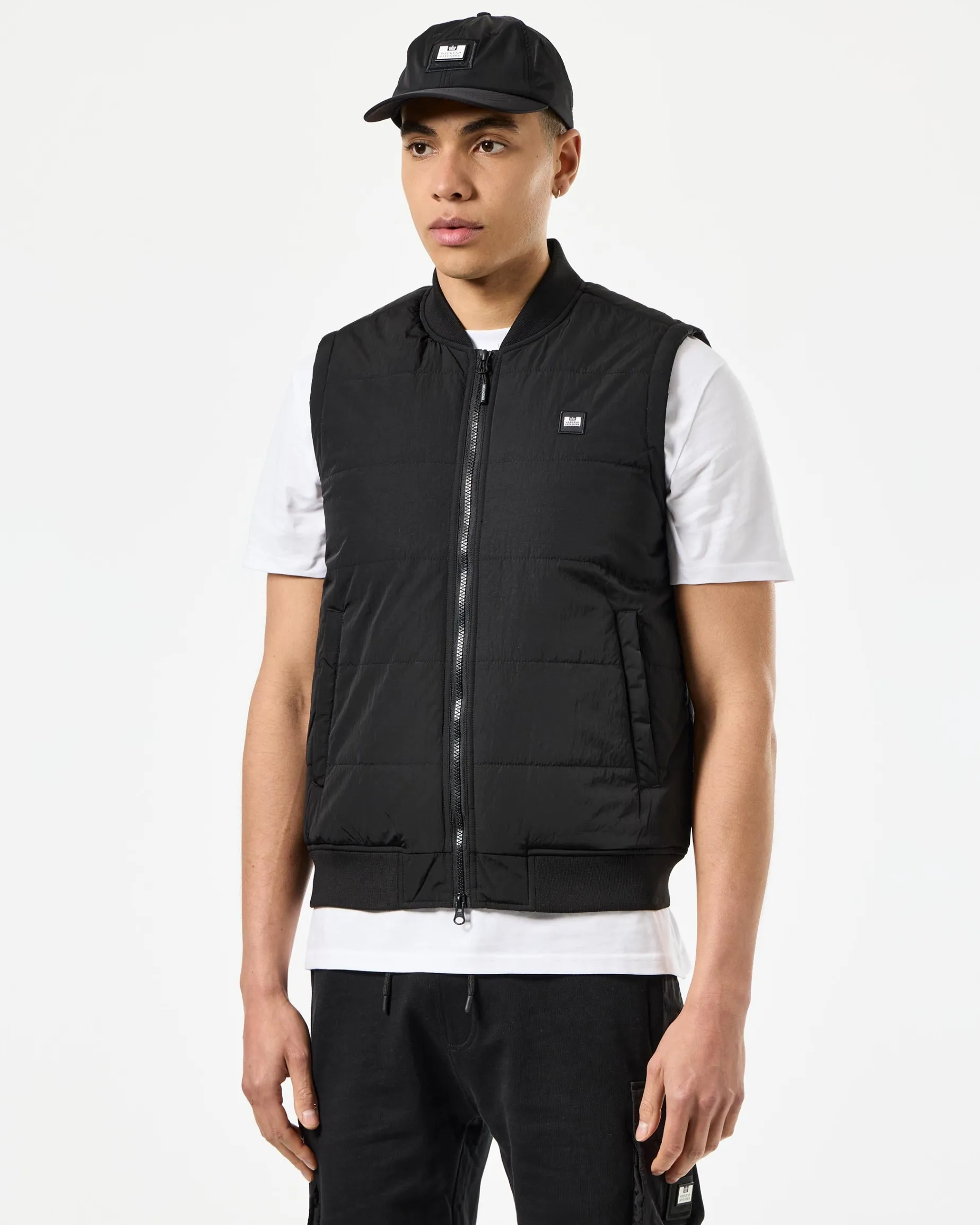 Saharun Gilet Black